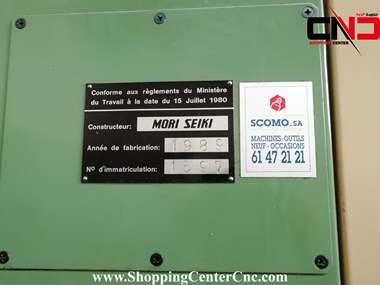 یک عدد فرز سی ان سی سه محور MORI SEIKI MV 40ساخت ژاپن