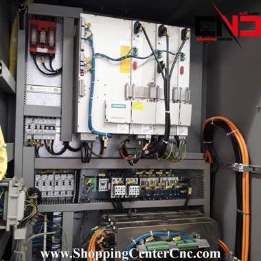 فرز سی ان سی سه محور DECKEL MAHO DMC 70V ساخت آلمان