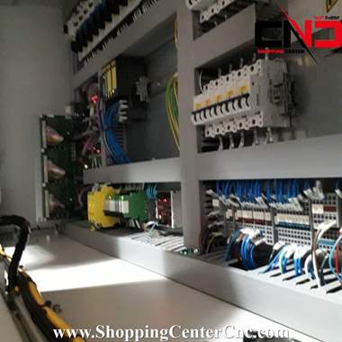 فرز سی ان سی سه محور SPINNER MVC 1000 ساخت آلمان